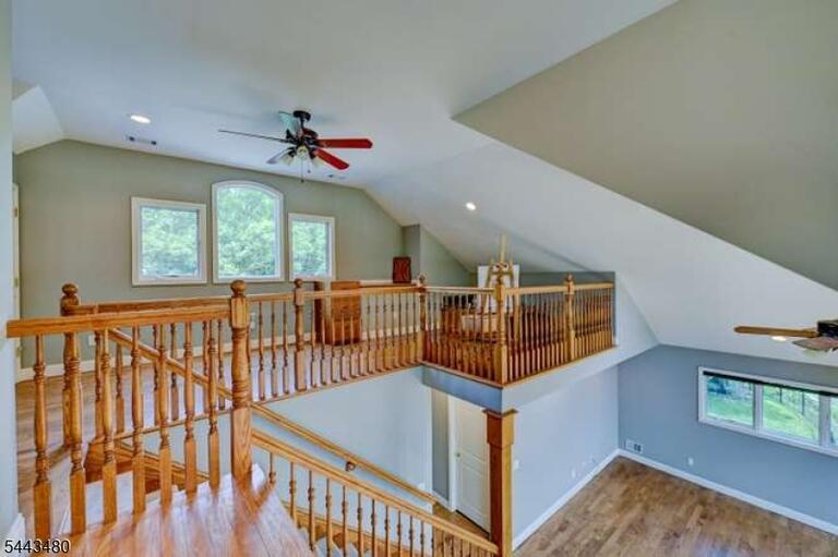 Property listing MLS 4037781 photo 29