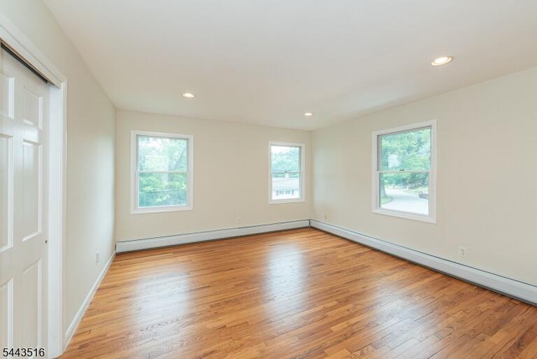 Property listing MLS 4037856 photo 10