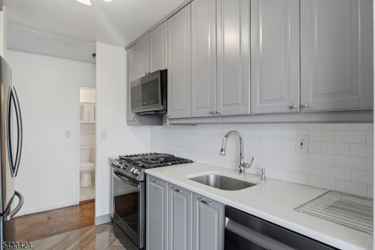 Property listing MLS 4038670 photo 17