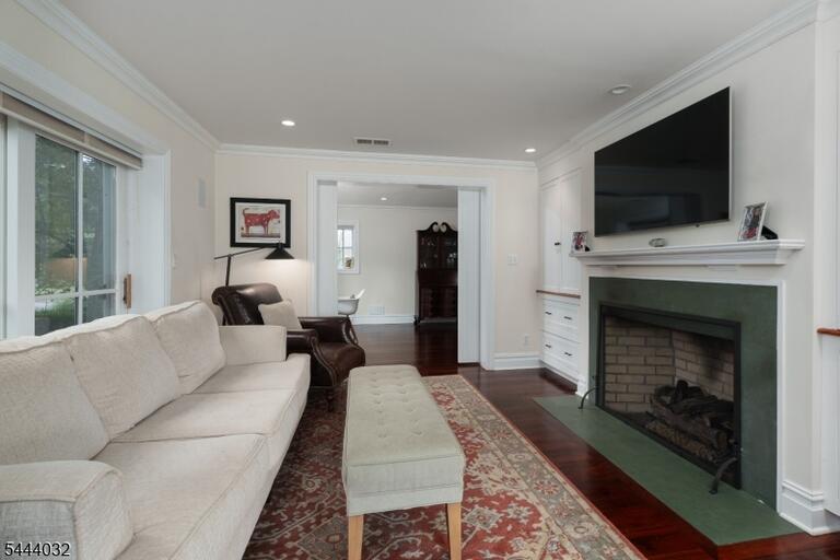 Property listing MLS 4038858 photo 15