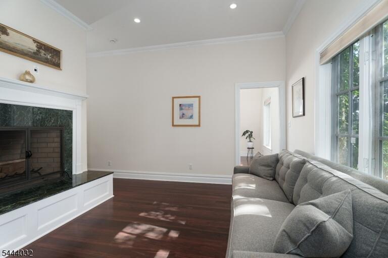 Property listing MLS 4038858 photo 25