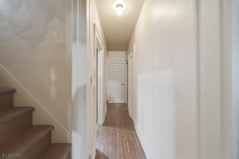 Property listing MLS 4039247 photo 4