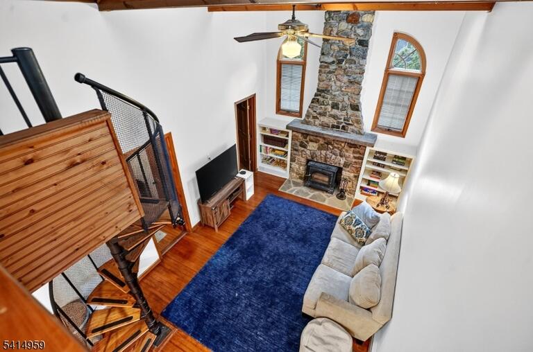 Property listing MLS 4039322 photo 10