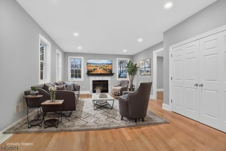 Property listing MLS 4041454 photo 30