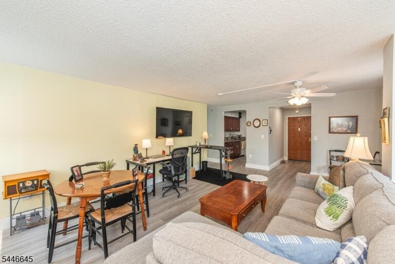 Property listing MLS 4042635 photo 5
