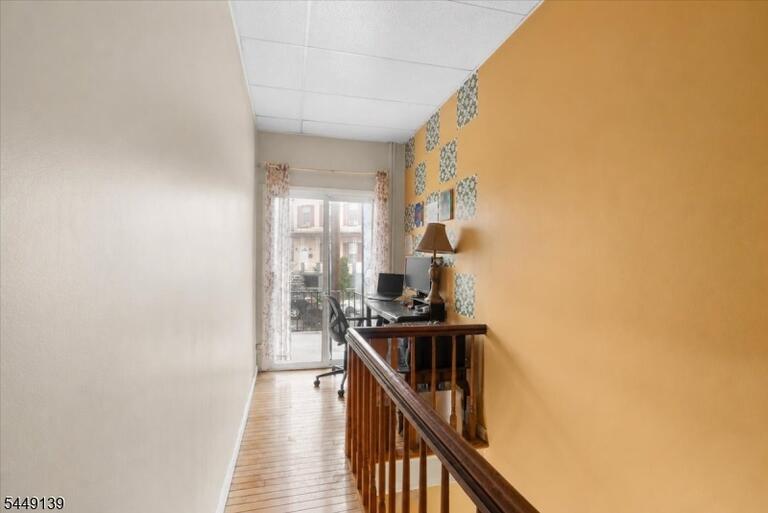 Property listing MLS 4042880 photo 16