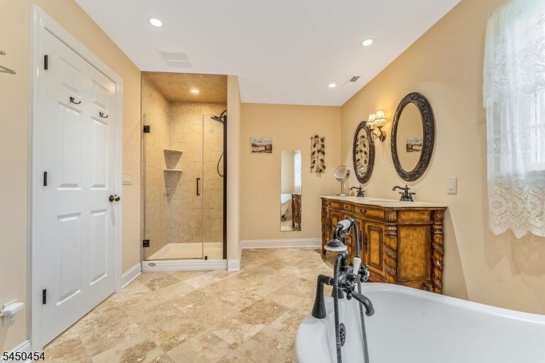 Property listing MLS 4043920 photo 29