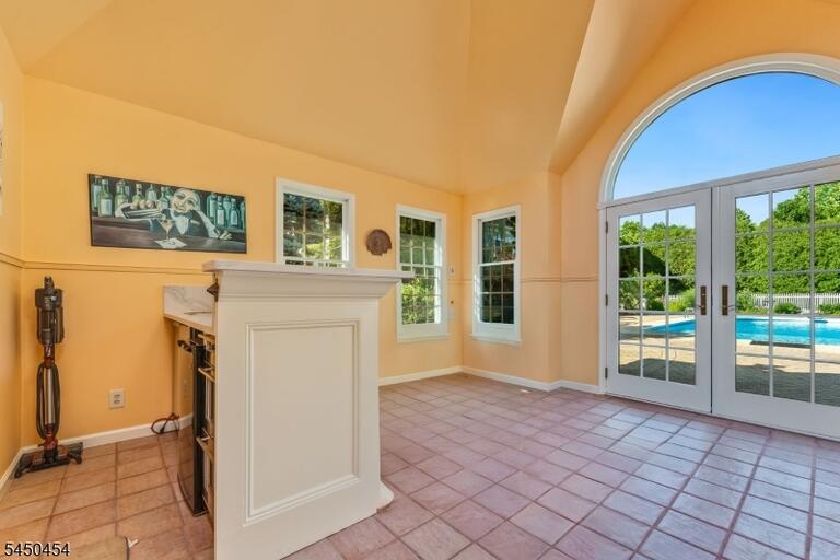 Property listing MLS 4043920 photo 38