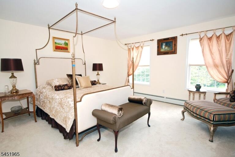 Property listing MLS 4045283 photo 14