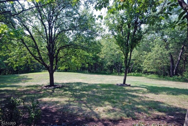 Property listing MLS 4045283 photo 29
