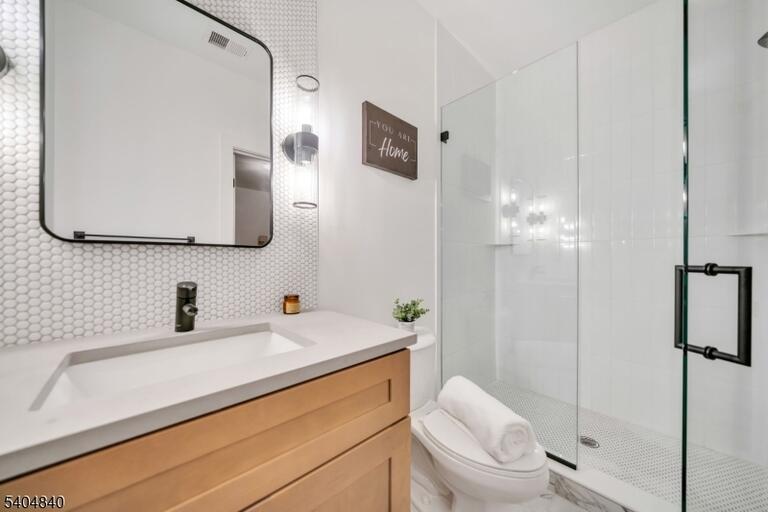 Property listing MLS 4046366 photo 8