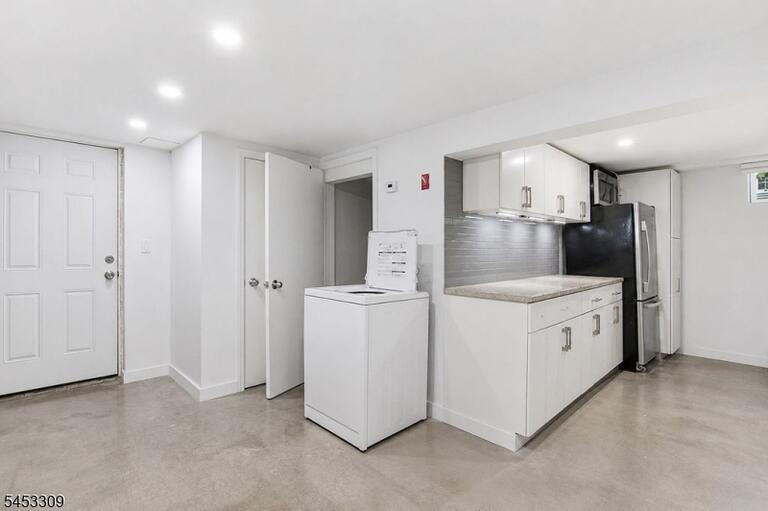 Property listing MLS 4046375 photo 16