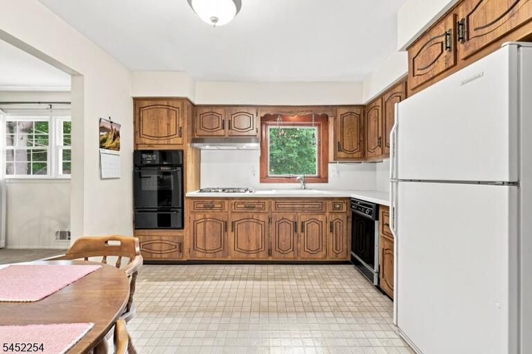 Property listing MLS 4046449 photo 14