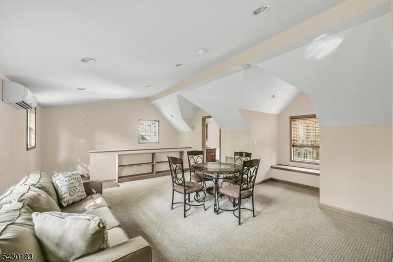 Property listing MLS 4046602 photo 39