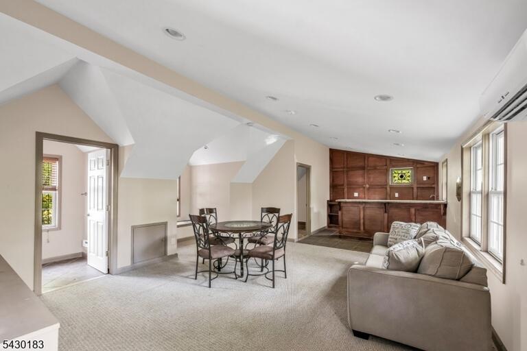 Property listing MLS 4046602 photo 41
