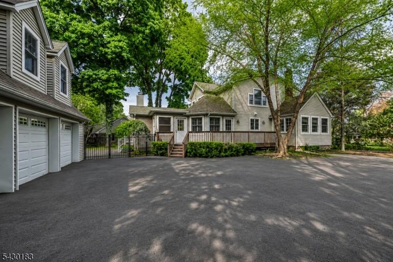 Property listing MLS 4046602 photo 7