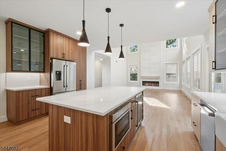 Property listing MLS 4046640 photo 10