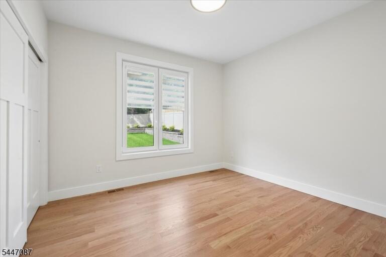 Property listing MLS 4046640 photo 20