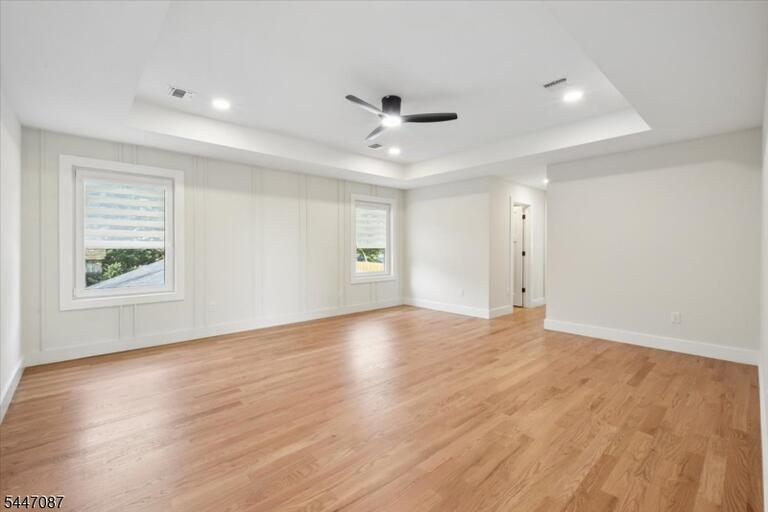 Property listing MLS 4046640 photo 25