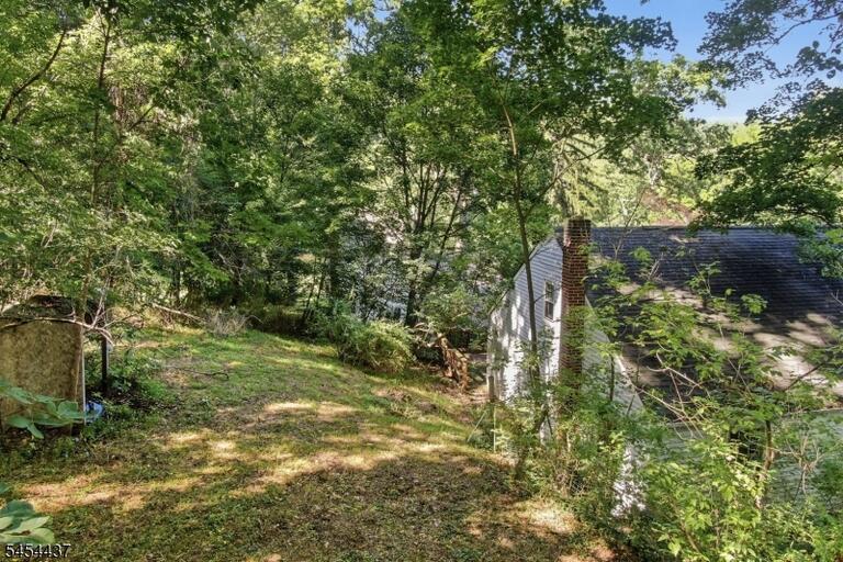 Property listing MLS 4047333 photo 28