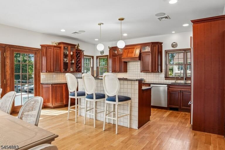 Property listing MLS 4048829 photo 7