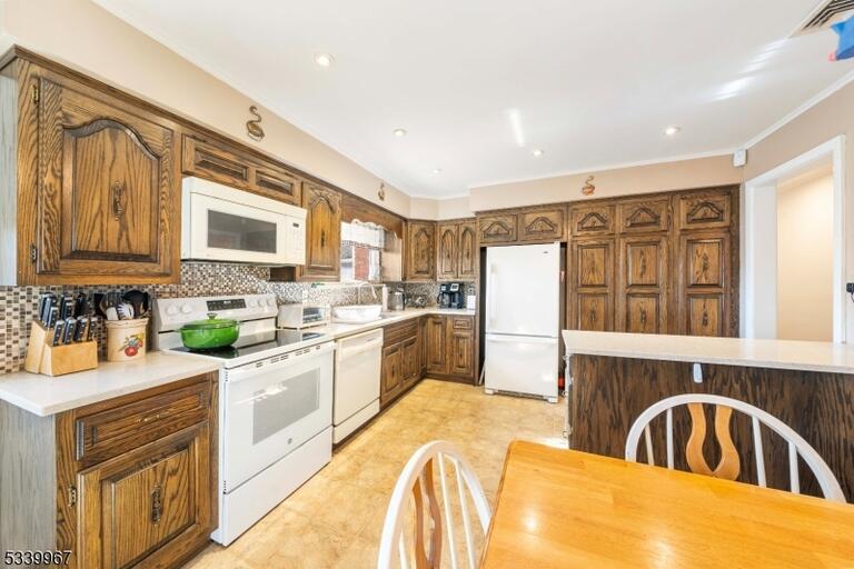 Property listing MLS 4048914 photo 12