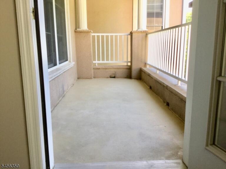 Property listing MLS 4049114 photo 16