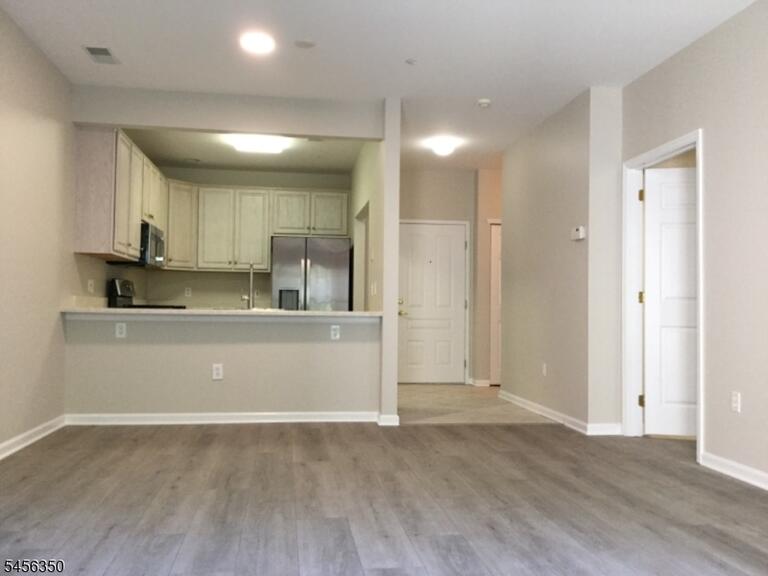Property listing MLS 4049114 photo 9