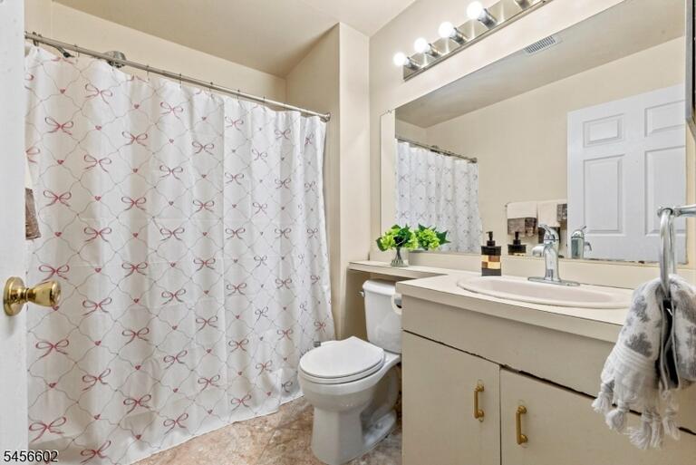 Property listing MLS 4049226 photo 11