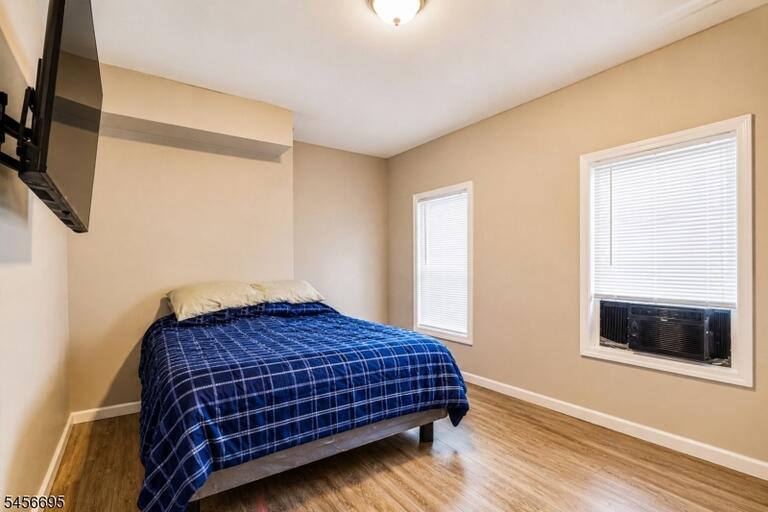 Property listing MLS 4049295 photo 9