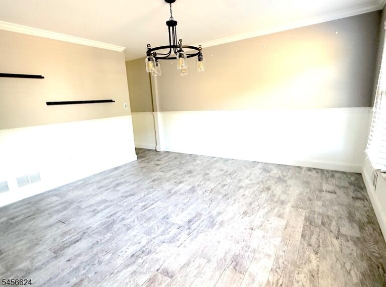 Property listing MLS 4049298 photo 4