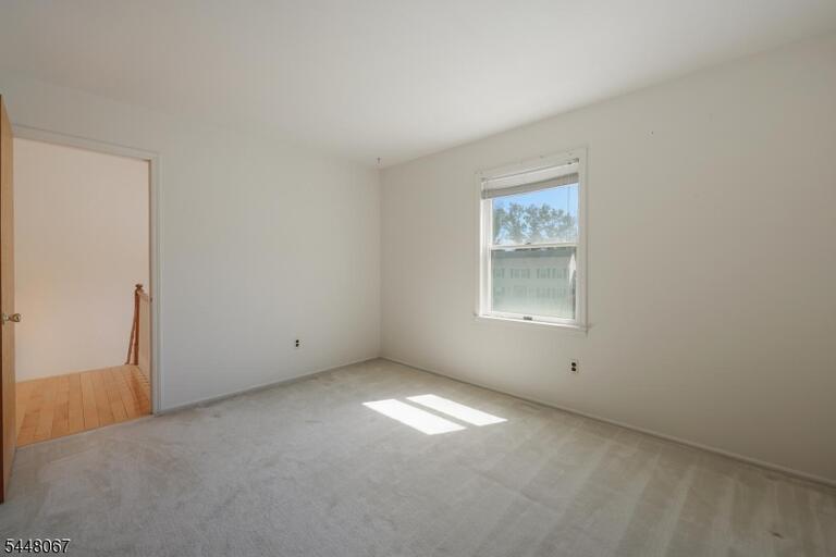 Property listing MLS 4049315 photo 30