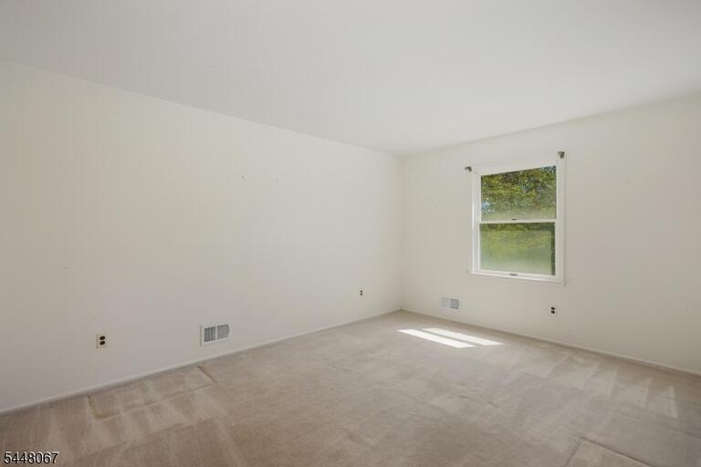 Property listing MLS 4049315 photo 35