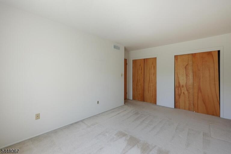Property listing MLS 4049315 photo 37