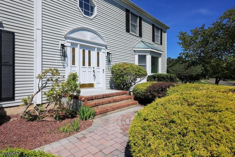 Property listing MLS 4049315 photo 9