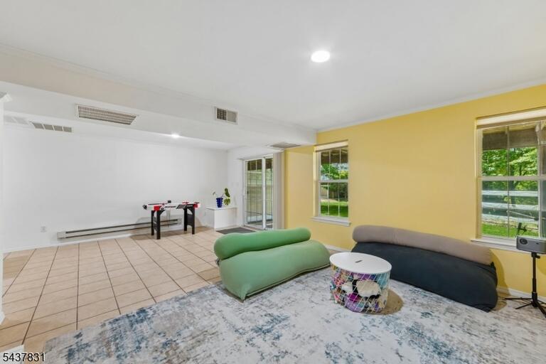 Property listing MLS 4049316 photo 40