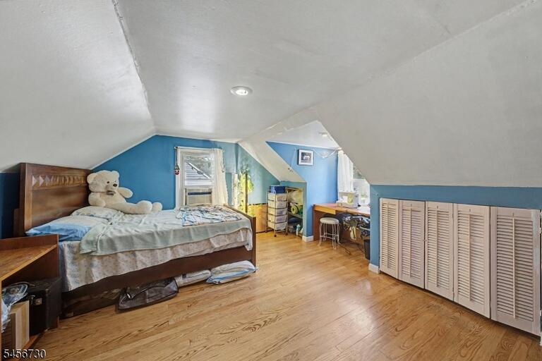 Property listing MLS 4049319 photo 18