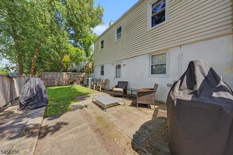 Property listing MLS 4049319 photo 31