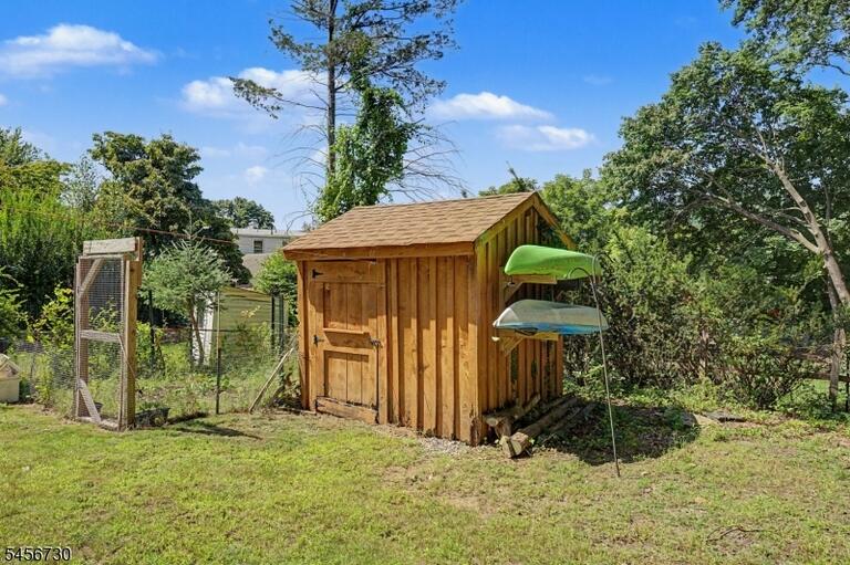 Property listing MLS 4049319 photo 37