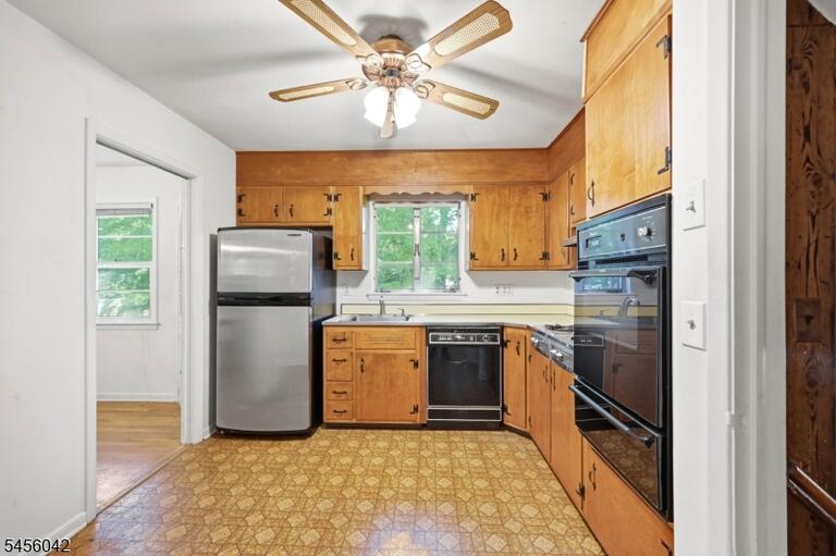 Property listing MLS 4049345 photo 19
