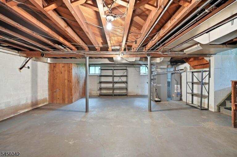 Property listing MLS 4049345 photo 42
