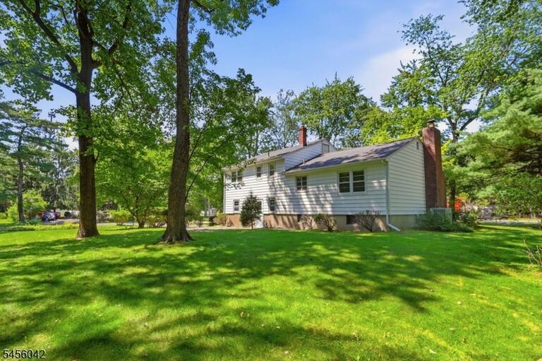 Property listing MLS 4049345 photo 8