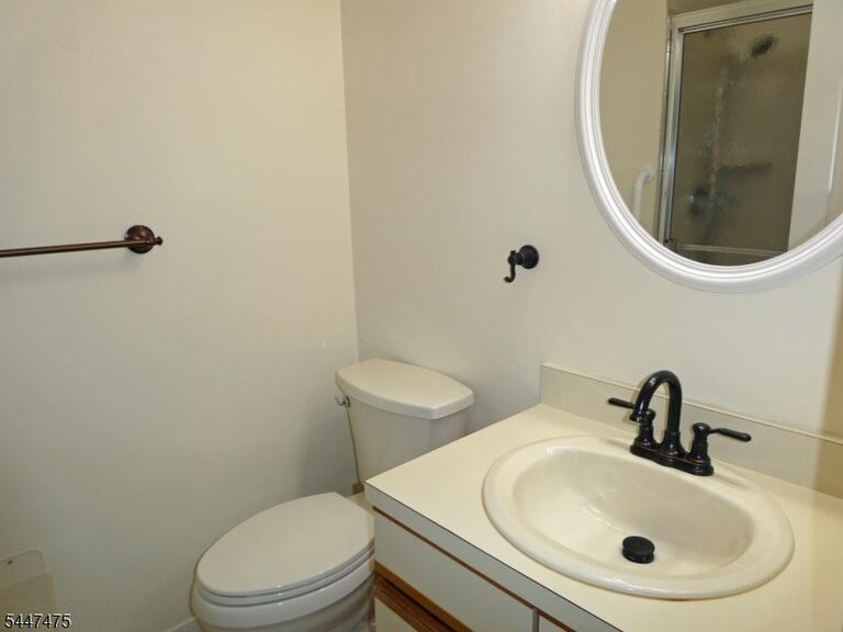 Property listing MLS 4049358 photo 8