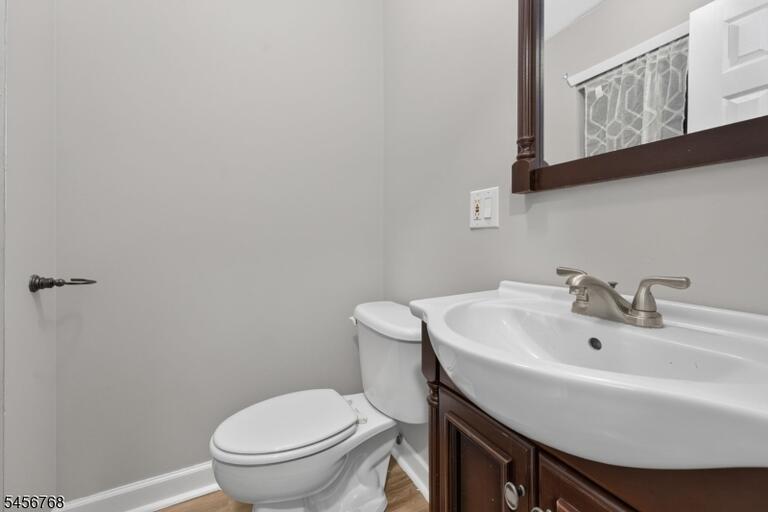 Property listing MLS 4049388 photo 12