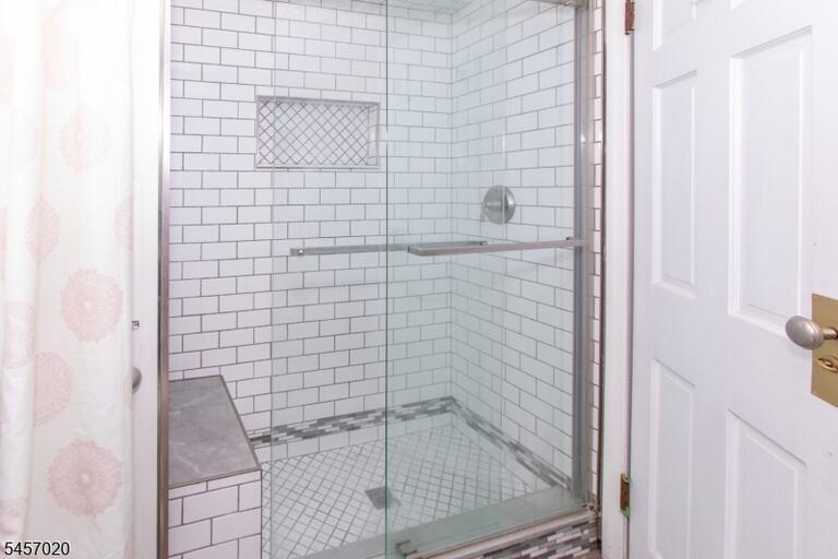 Property listing MLS 4049583 photo 21