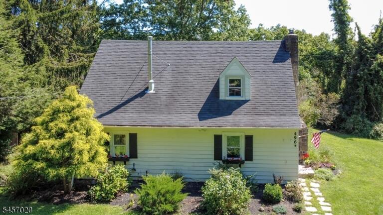Property listing MLS 4049583 photo 33