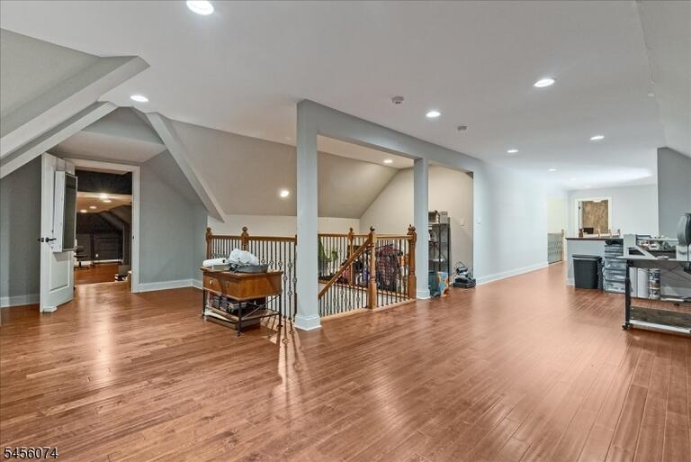 Property listing MLS 4049746 photo 29