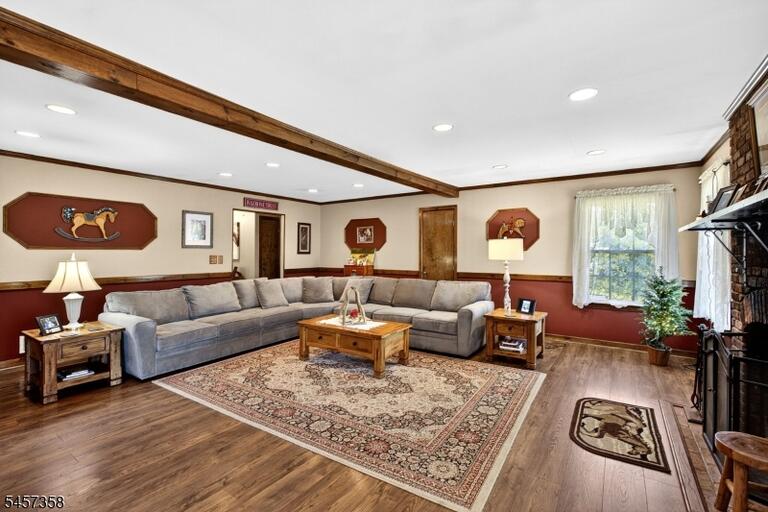 Property listing MLS 4049773 photo 25