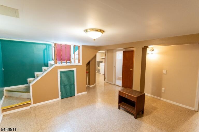 Property listing MLS 4049858 photo 15