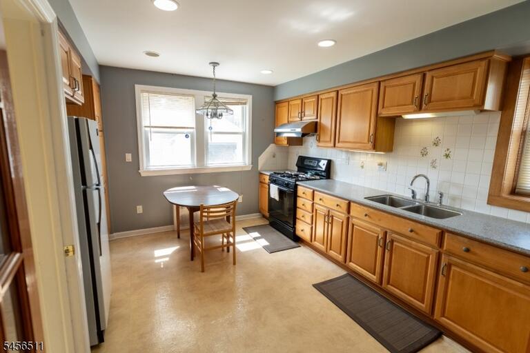 Property listing MLS 4049858 photo 5